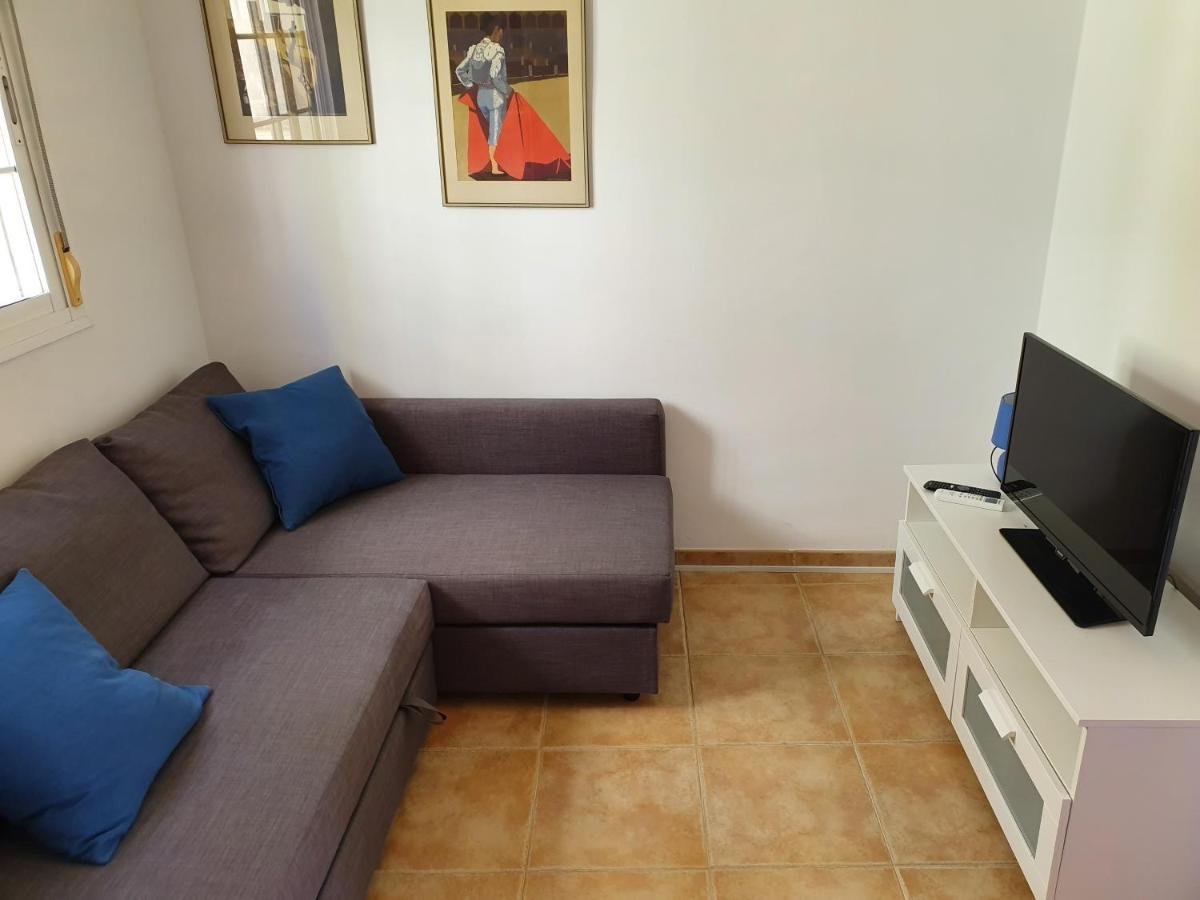 Private Townhouse With Roof Terrace Close To The Beach Málaga Eksteriør billede