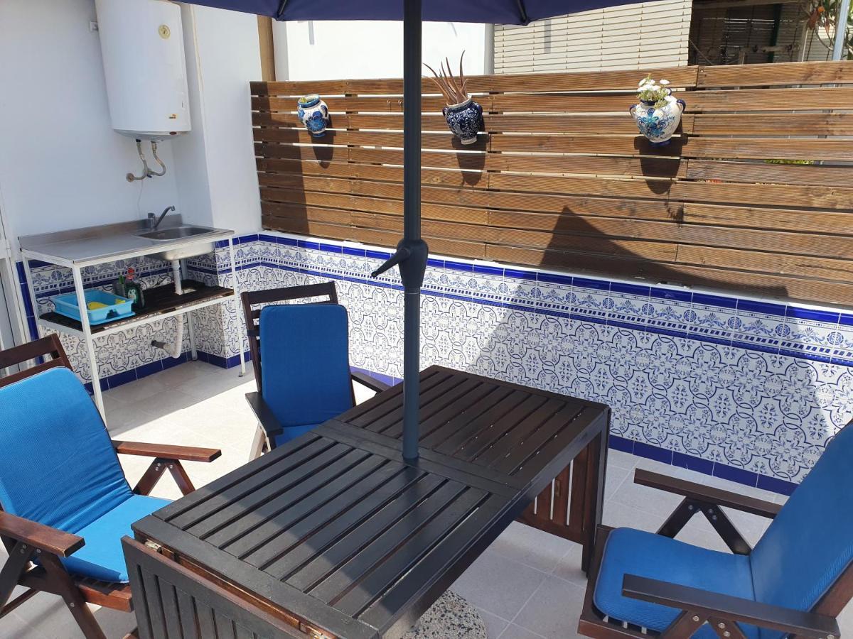 Private Townhouse With Roof Terrace Close To The Beach Málaga Eksteriør billede