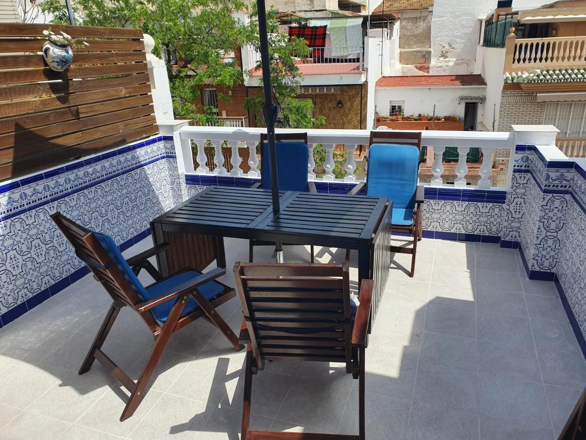 Private Townhouse With Roof Terrace Close To The Beach Málaga Eksteriør billede