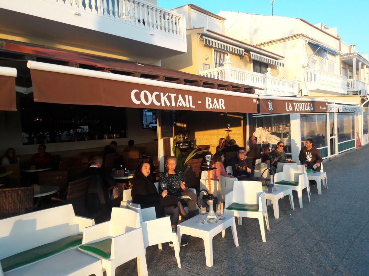 Private Townhouse With Roof Terrace Close To The Beach Málaga Eksteriør billede