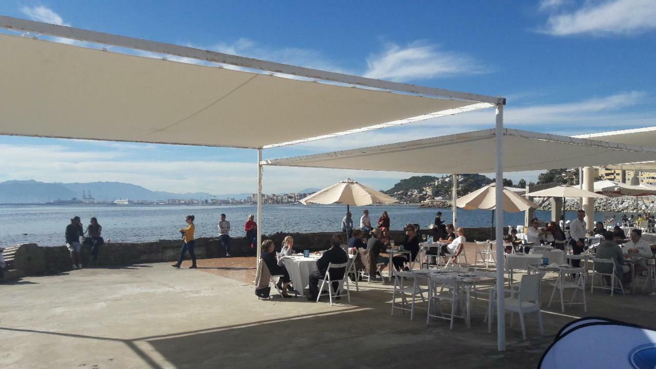Private Townhouse With Roof Terrace Close To The Beach Málaga Eksteriør billede
