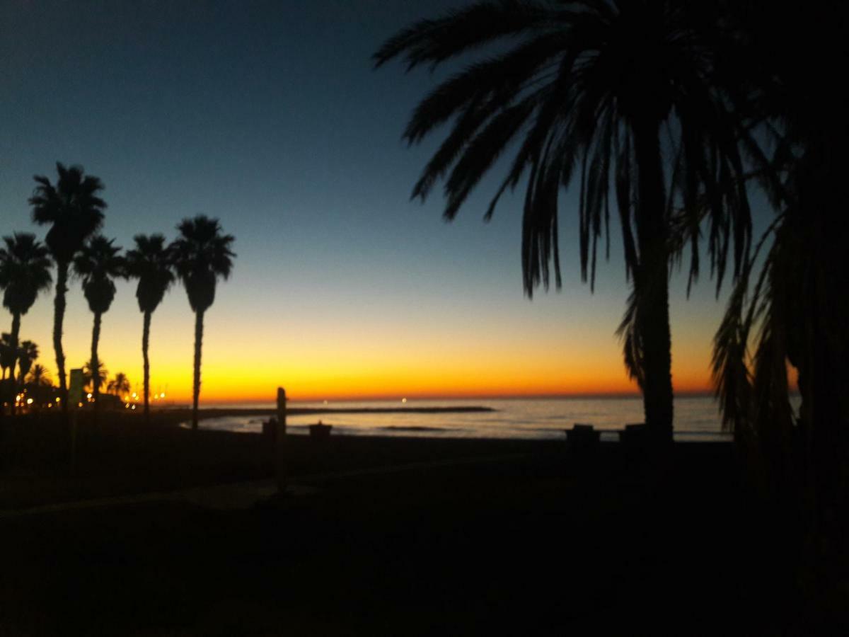 Private Townhouse With Roof Terrace Close To The Beach Málaga Eksteriør billede